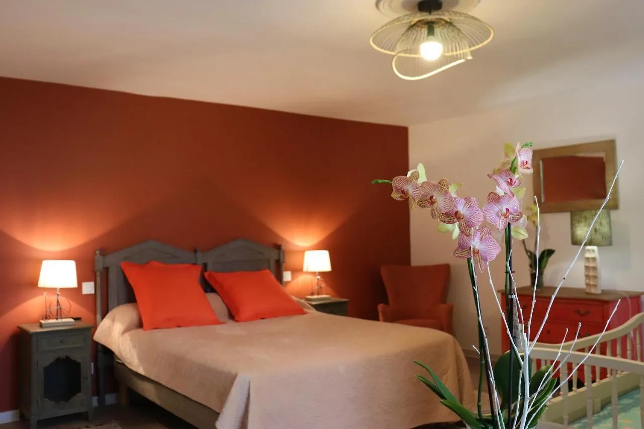 Bed & Breakfast Maison D'Hotes Sainte-Marie Mirande  France